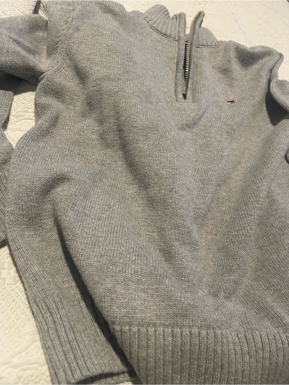 Tommy Hilfiger Boys Light Gray 1/4 Zip Mock Crew Neck Sweater M (12/14) Long Sl
